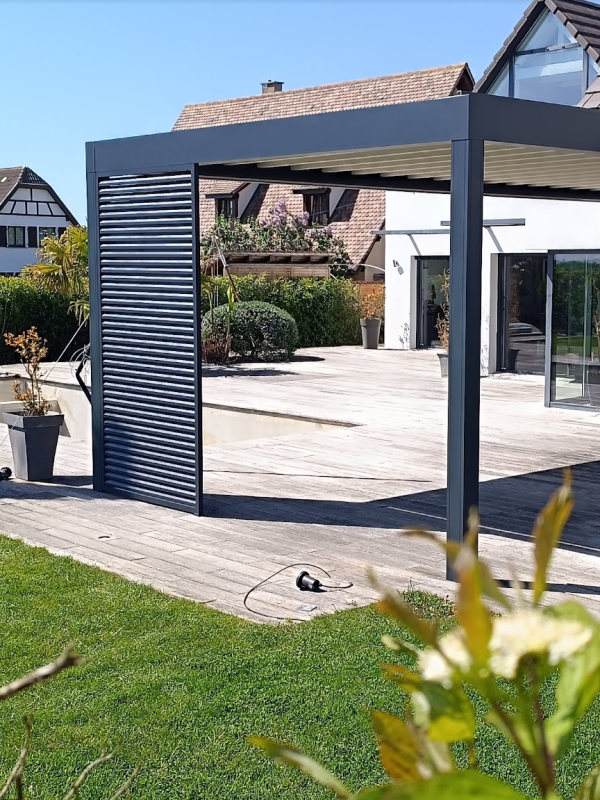 Pergola bioclimatique